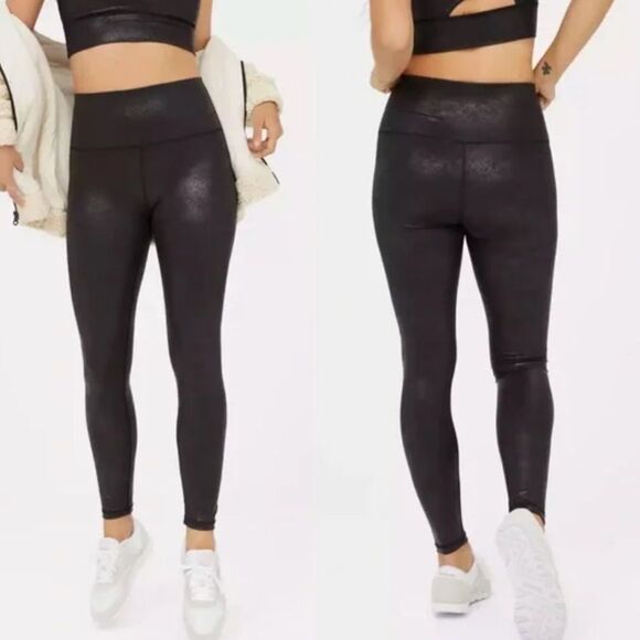 aerie Pants - Aerie offline faux leather crackle‎ leggings